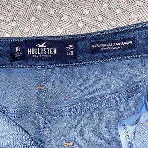 Hollister jeans with rips